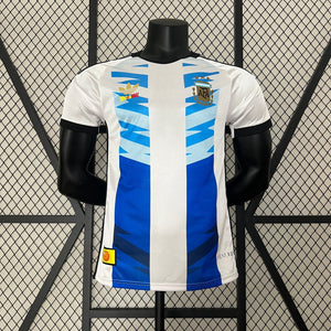 CAMISETA ARGENTINA I EDICIÓN ESPECIAL ADIDAS RETRO + DRAGON BALL 20024 HOMBRE (VERSIÓN JUGADOR) - Vitrine Futebolística